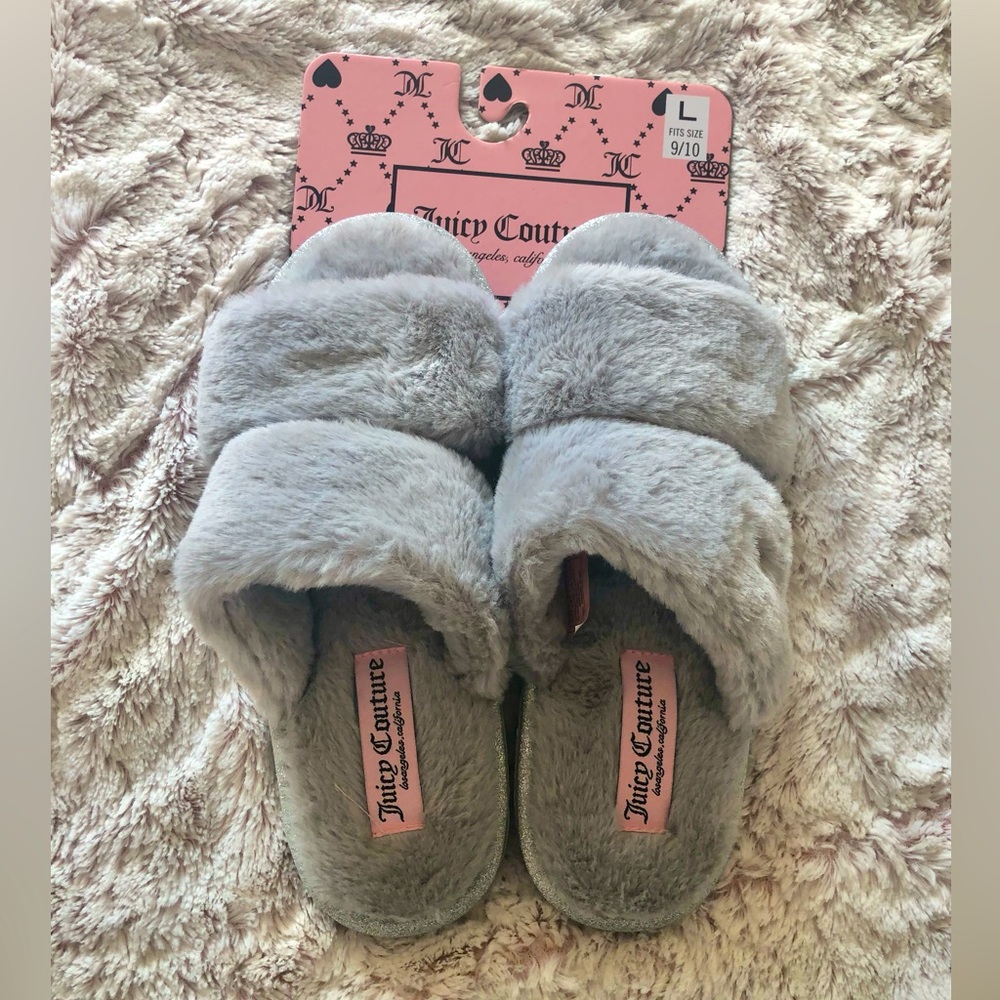 Juicy Couture Open Toe Gray Furry Slippers NWT